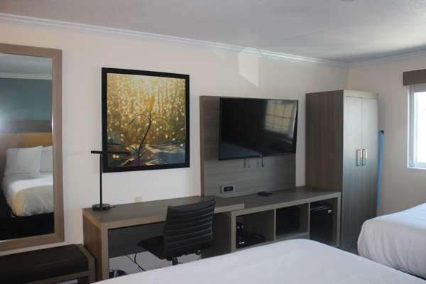  - SureStay Plus Hotel by Best Western Hayward