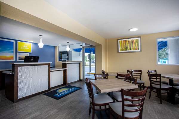 - Days Inn Apopka