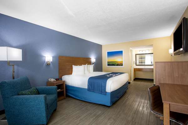  - Days Inn Apopka