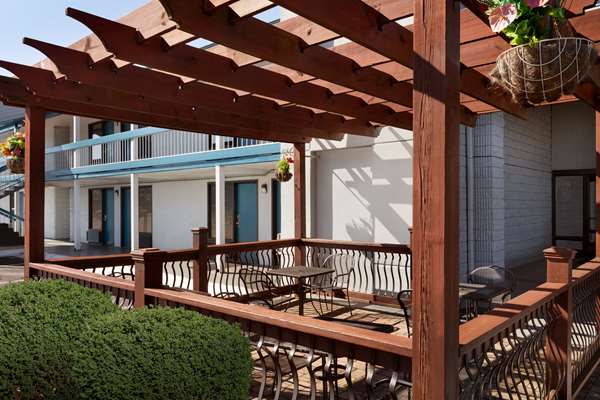  - Baymont Inn & Suites Wilmington