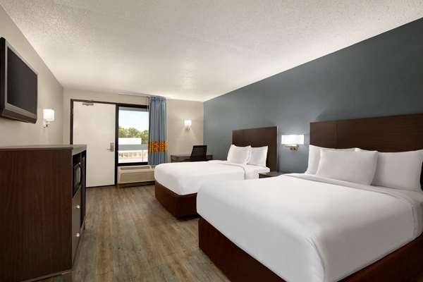  - Baymont Inn & Suites Wilmington