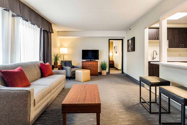 Suite - Best Western Downers Grove Hotel - I-355, Exit 22