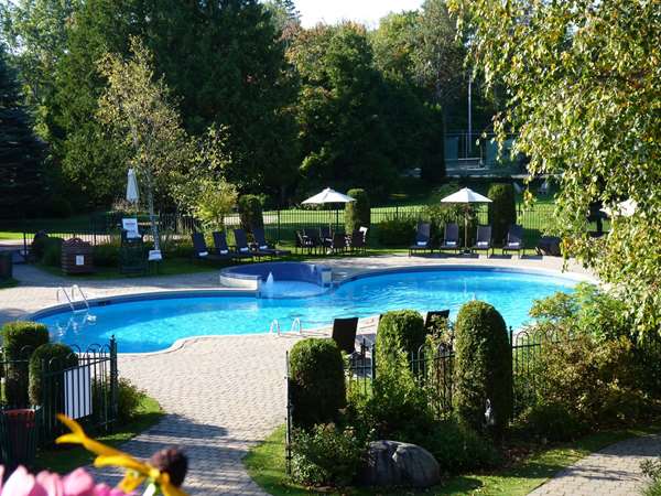 Pool - Mont Gabriel Resort & Spa Ste Adele