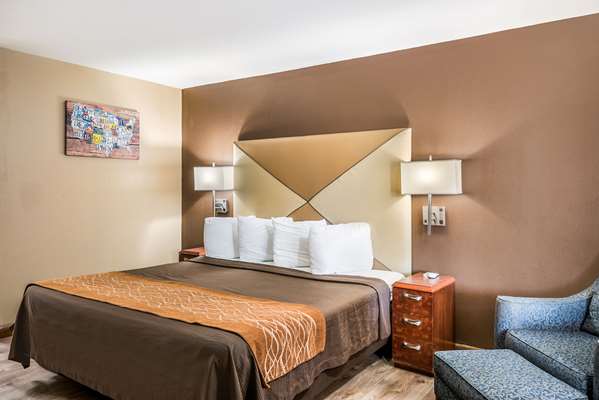  - Econo Lodge Oskaloosa