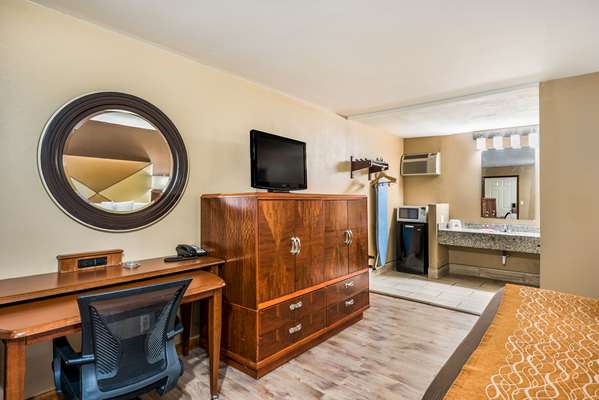  - Econo Lodge Oskaloosa