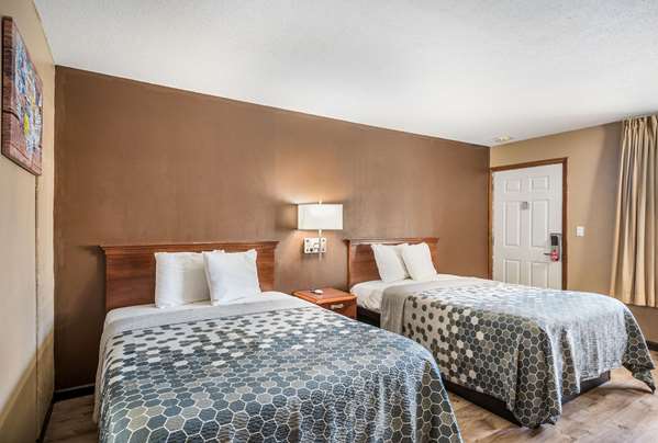  - Econo Lodge Oskaloosa