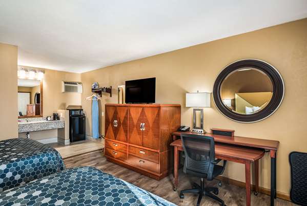  - Econo Lodge Oskaloosa