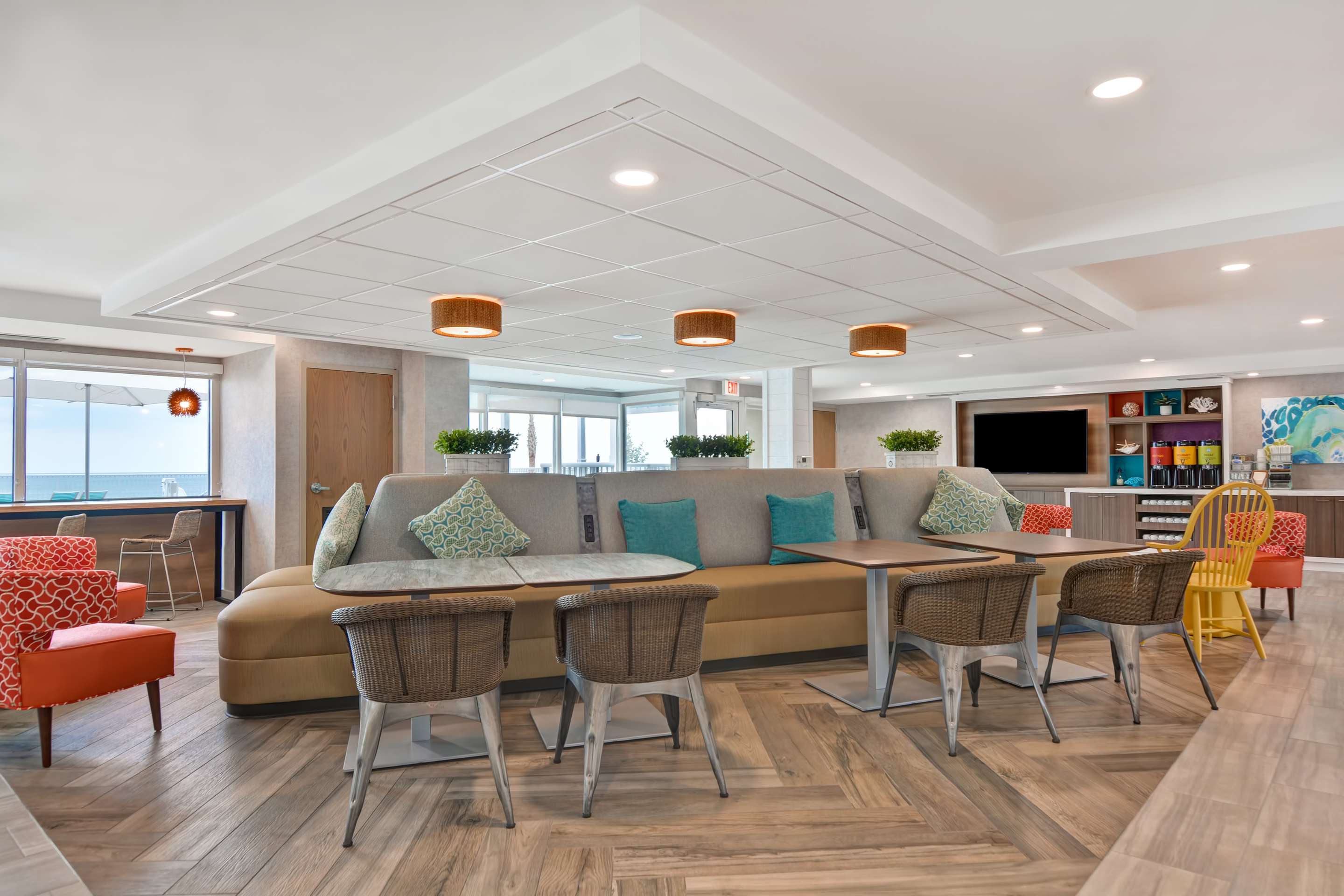 Breakfast Area | Home2 Suites Ormond Beach Oceanfront, FL