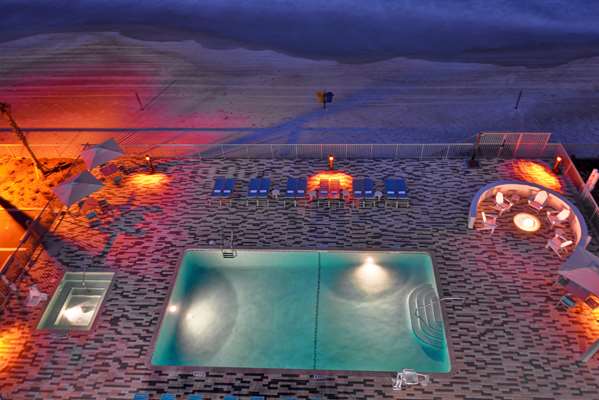 Pool - Home2 Suites by Hilton Oceanfront Ormond Beach