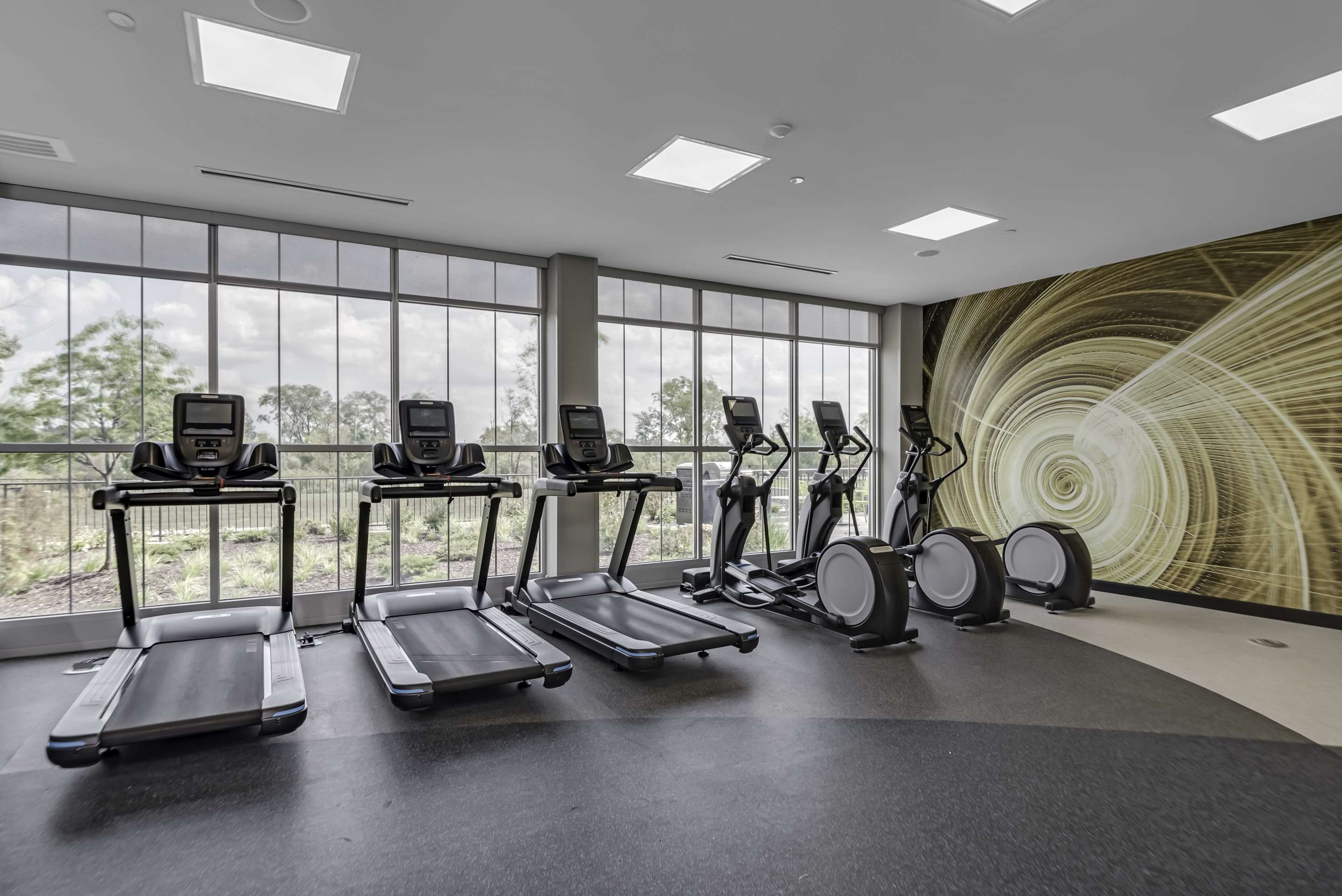 Health club fitness center gym | Hilton Garden Inn Fort Wayne North