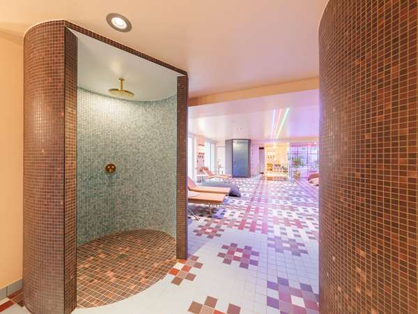 Aiden by Best Western Clermont-Ferrand Hotel  Spa