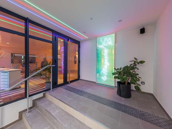 Aiden by Best Western Clermont-Ferrand Hotel  Spa
