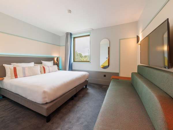 1 Queen Bed, Non-Smoking, Comfort Room, Sofabed For One Person