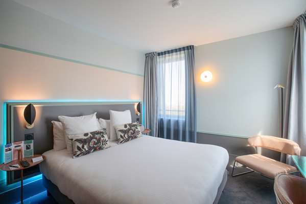 1 Queen Bed, Non-Smoking, Classic Room