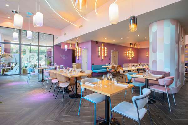 Aiden by Best Western Clermont-Ferrand Hotel  Spa