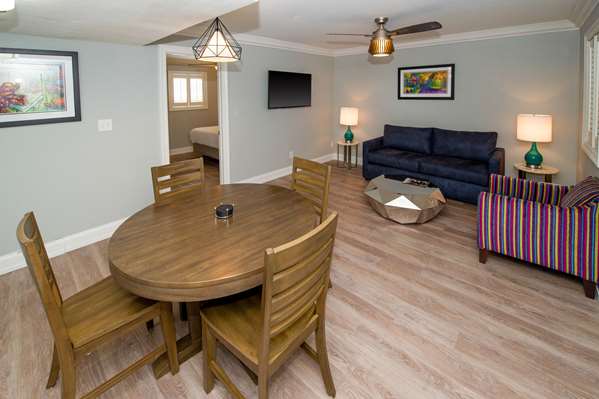 Suite - Frenchmen Orleans at 519 Hotel New Orleans