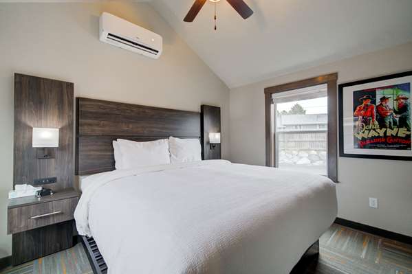 Suite - Ridgeline Hotel at Yellowstone Gardiner