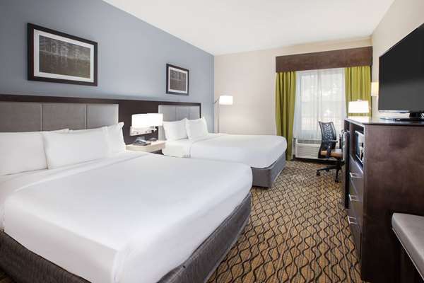 - Wingate by Wyndham Hotel Roseville - I-94, Exit 232