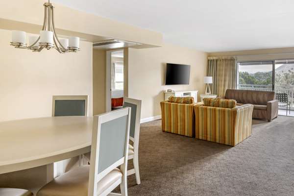 Suite - Palm Canyon Resort & Spa Palm Springs