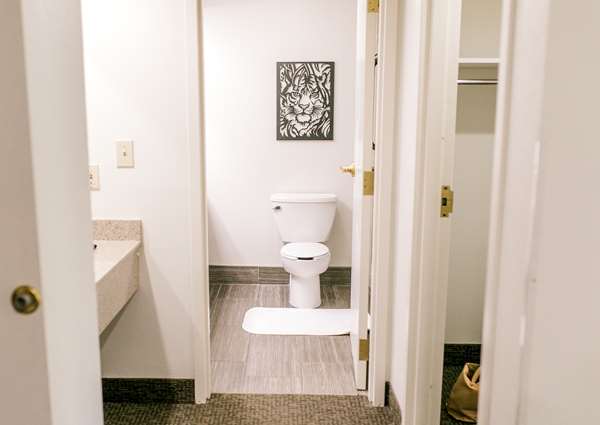 Suite - James F. Martin Inn Clemson