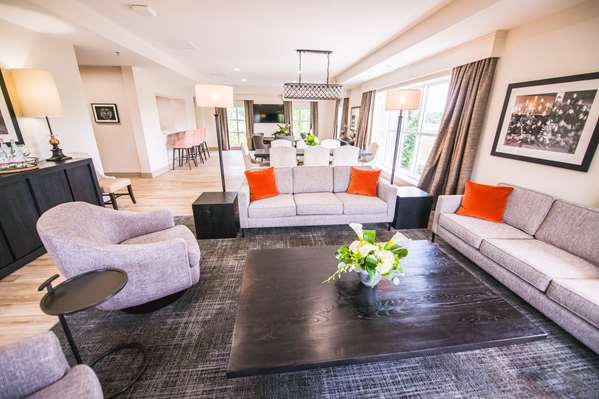 Suite - James F. Martin Inn Clemson