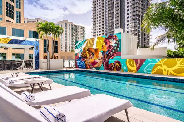 Pool - Hyatt Centric Hotel Las Olas Ft Lauderdale