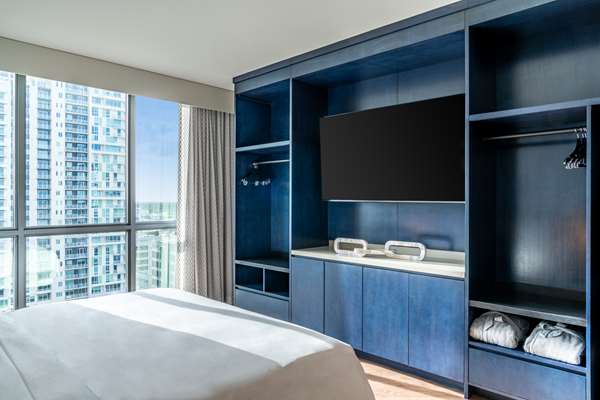 Suite - Hyatt Centric Hotel Las Olas Ft Lauderdale