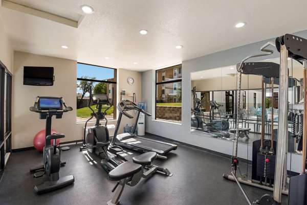 Fitness/ Exercise Room - SureStay Plus Hotel by Best Western Coralville - I-80, Exit 242