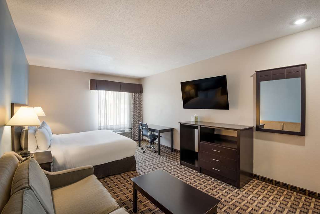 SureStay Plus by Best Western Coralville Iowa City-guestroom-Guest Room,On-Site.jpg