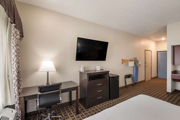 - SureStay Plus Hotel by Best Western Coralville - I-80, Exit 242