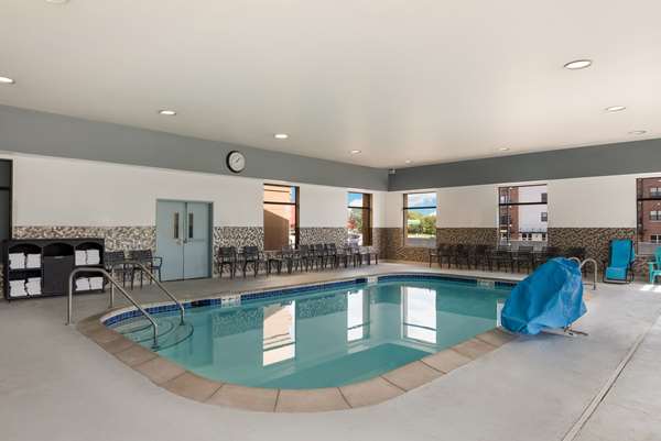 Pool - SureStay Plus Hotel by Best Western Coralville - I-80, Exit 242