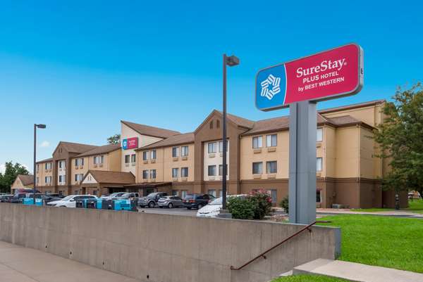 Exterior view - SureStay Plus Hotel by Best Western Coralville - I-80, Exit 242