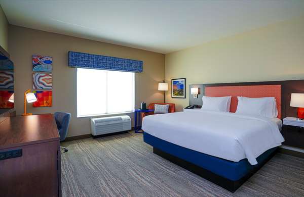  - Hampton Inn Central Colorado Springs - I-25, Exit 150