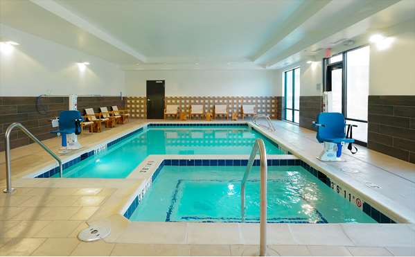 Pool - Hampton Inn Central Colorado Springs - I-25, Exit 150