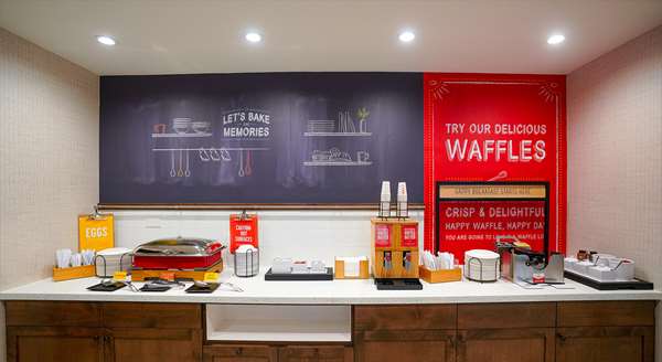 Amenities - Hampton Inn Central Colorado Springs - I-25, Exit 150