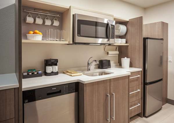  - Home2 Suites by Hilton Downtown Fort Lauderdale