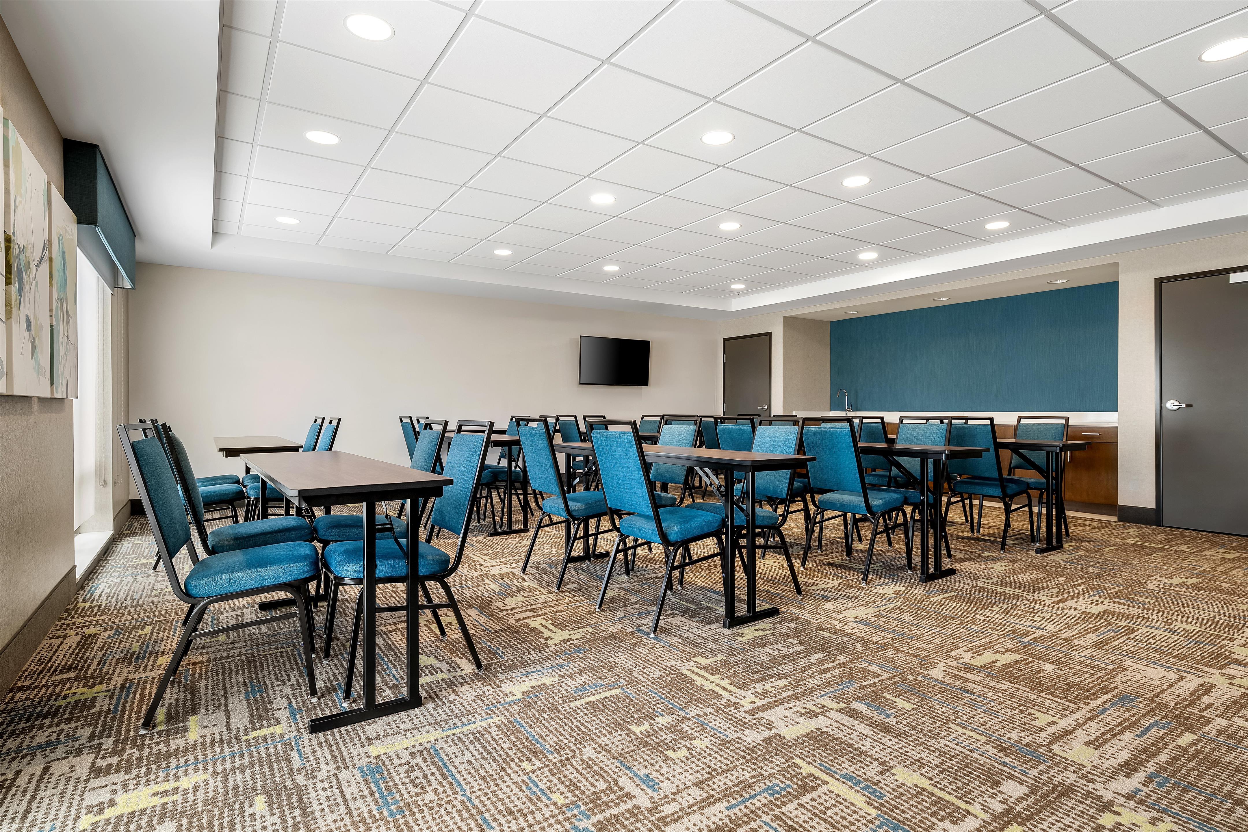 Meeting Room | Hampton Inn & Suites Pekin Peoria Area