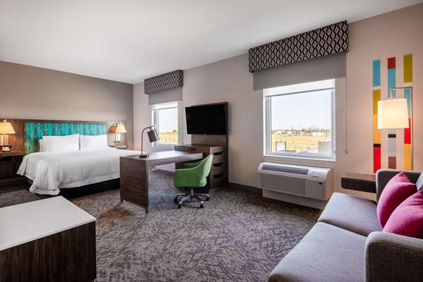  - Hampton Inn & Suites Edmonton