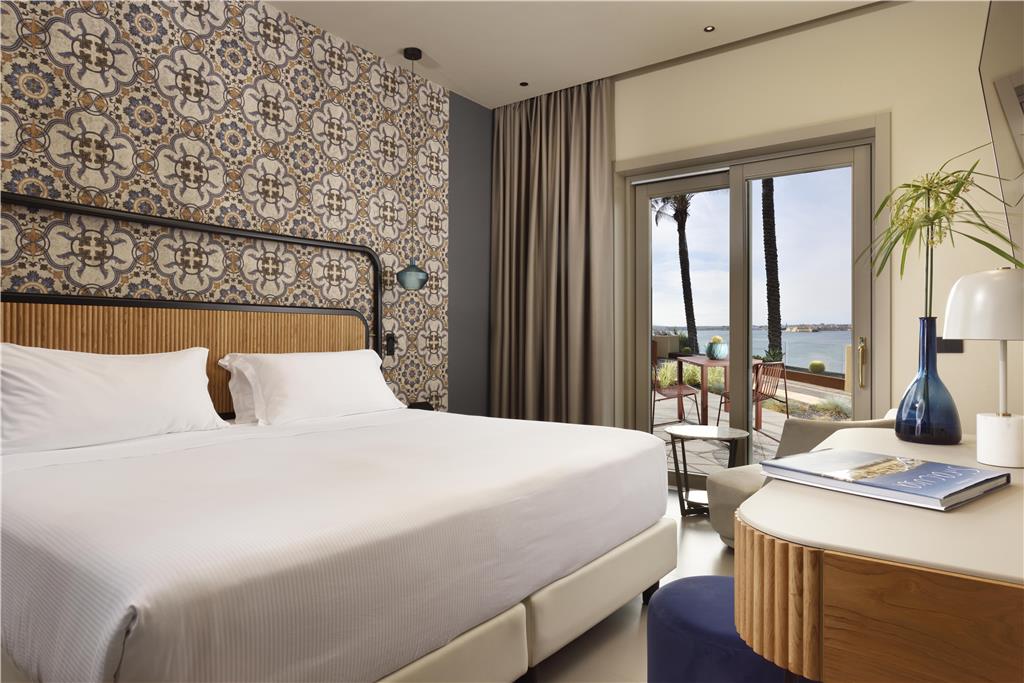 MINARETO-guestroom-Guest Room,On-Site.jpg