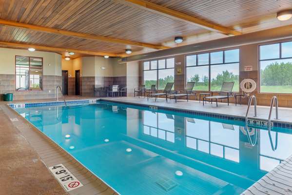 Pool - Comfort Inn & Suites Mountain Iron