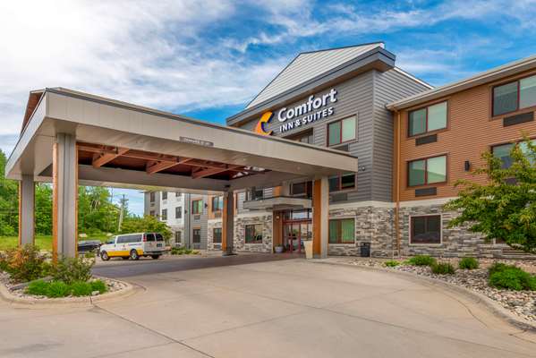 Exterior view - Comfort Inn & Suites Mountain Iron