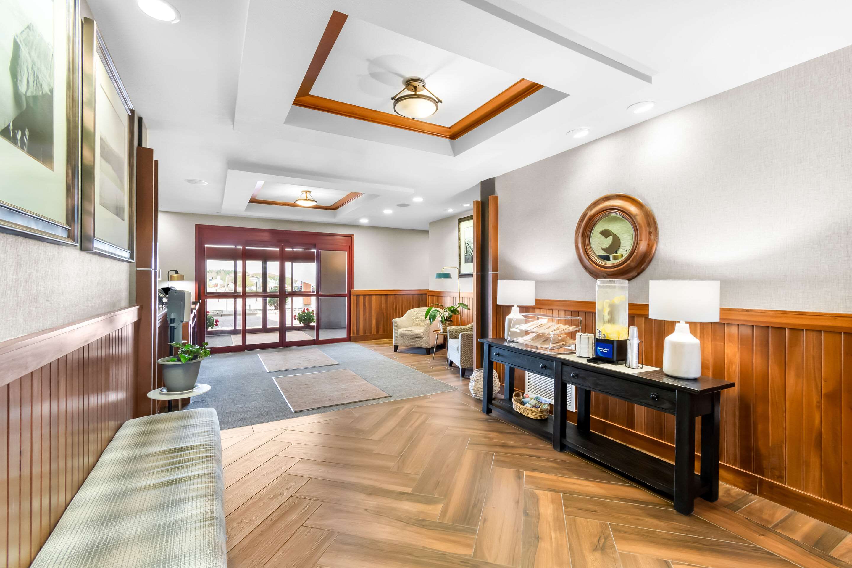 Spacious lobby
