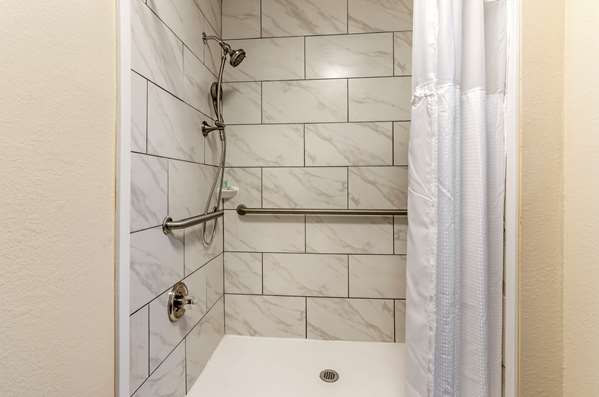  - Quality Inn Verona - I-81, Exit 227