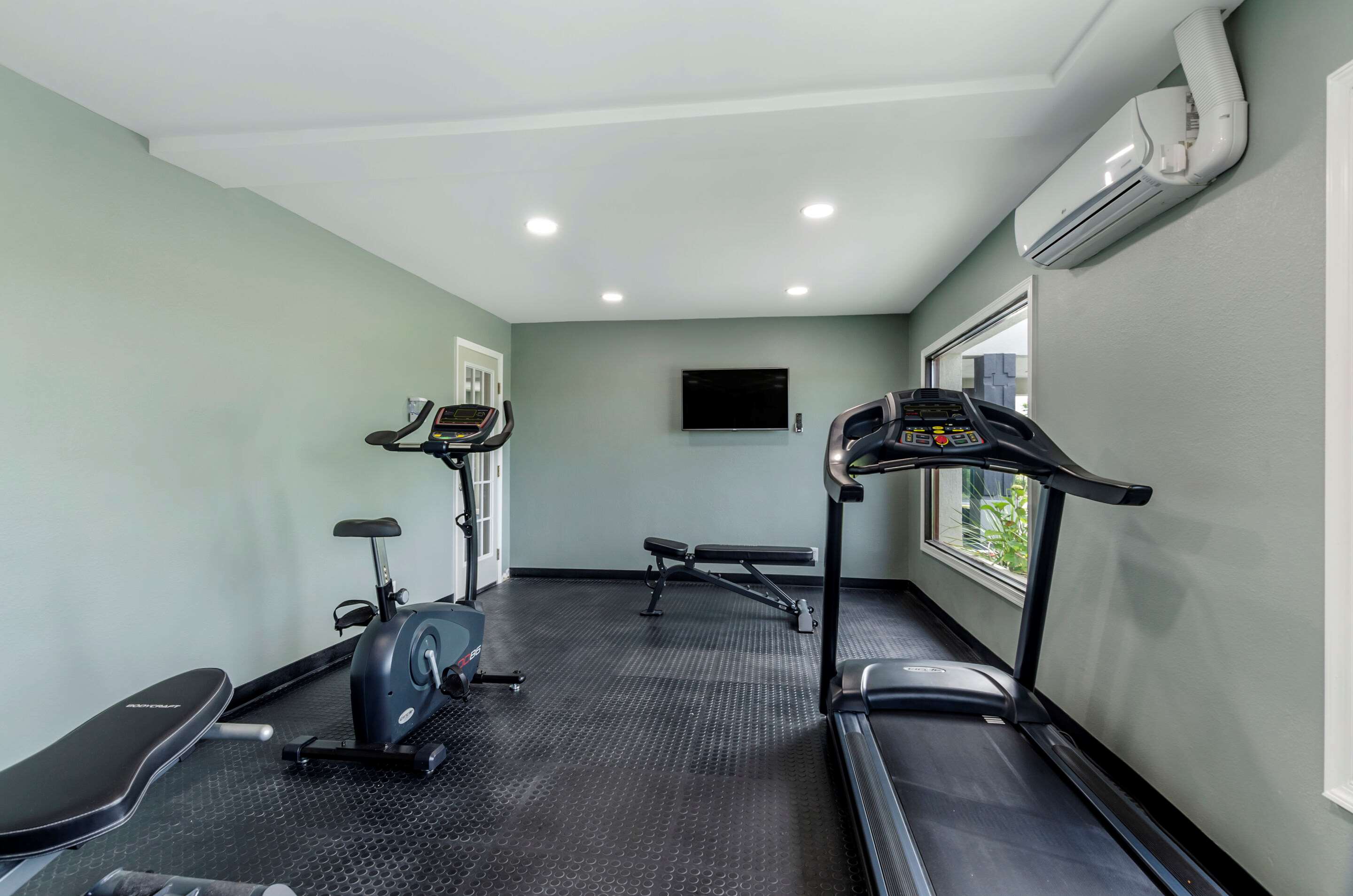 Fitness center | Quality Inn Verona - Staunton North