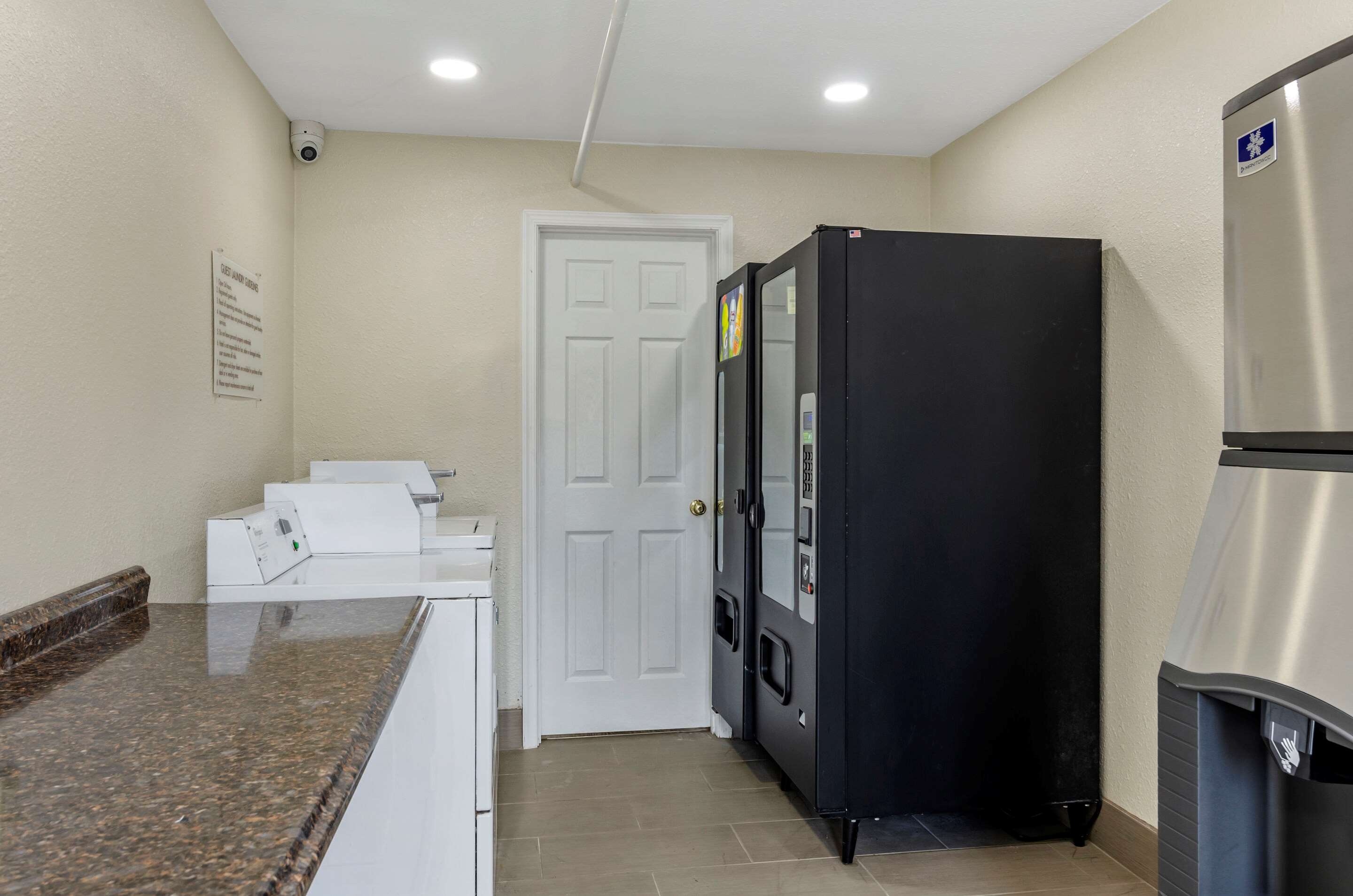 Guest laundry facilities | Quality Inn Verona - Staunton North