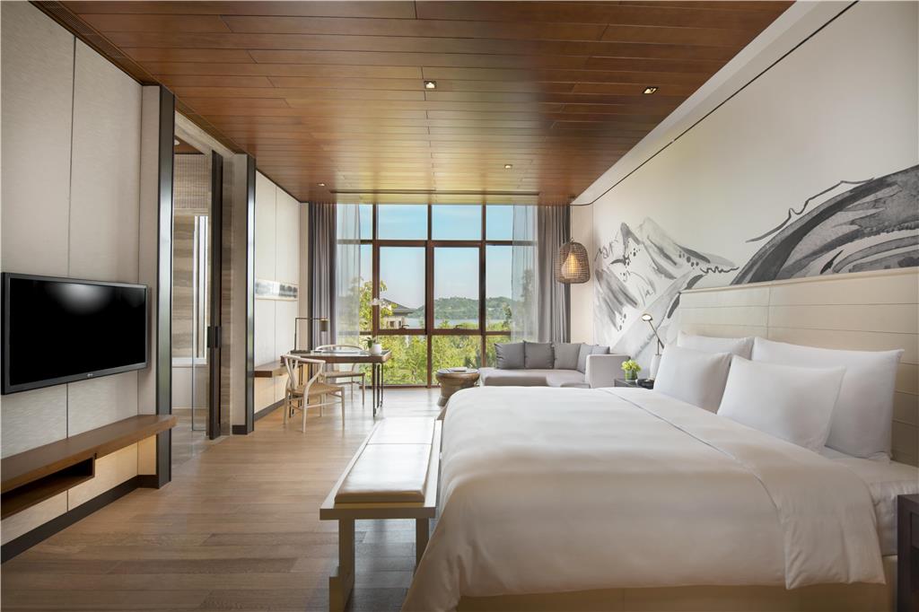 Kempinski Yanqi Lake Hotel-guestroom-Guest Room,On-Site.jpg