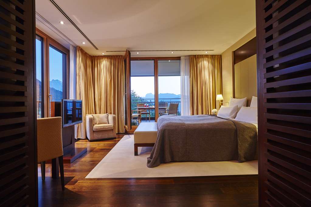 KEMPINSKI HOTEL BERCHTESGADEN-guestroom-Guest Room,Suite,On-Site.jpg
