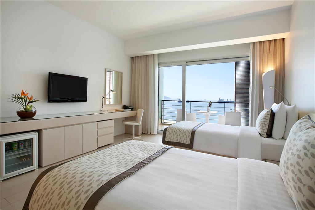 Kempinski Aqaba-guestroom-Guest Room,On-Site.jpg