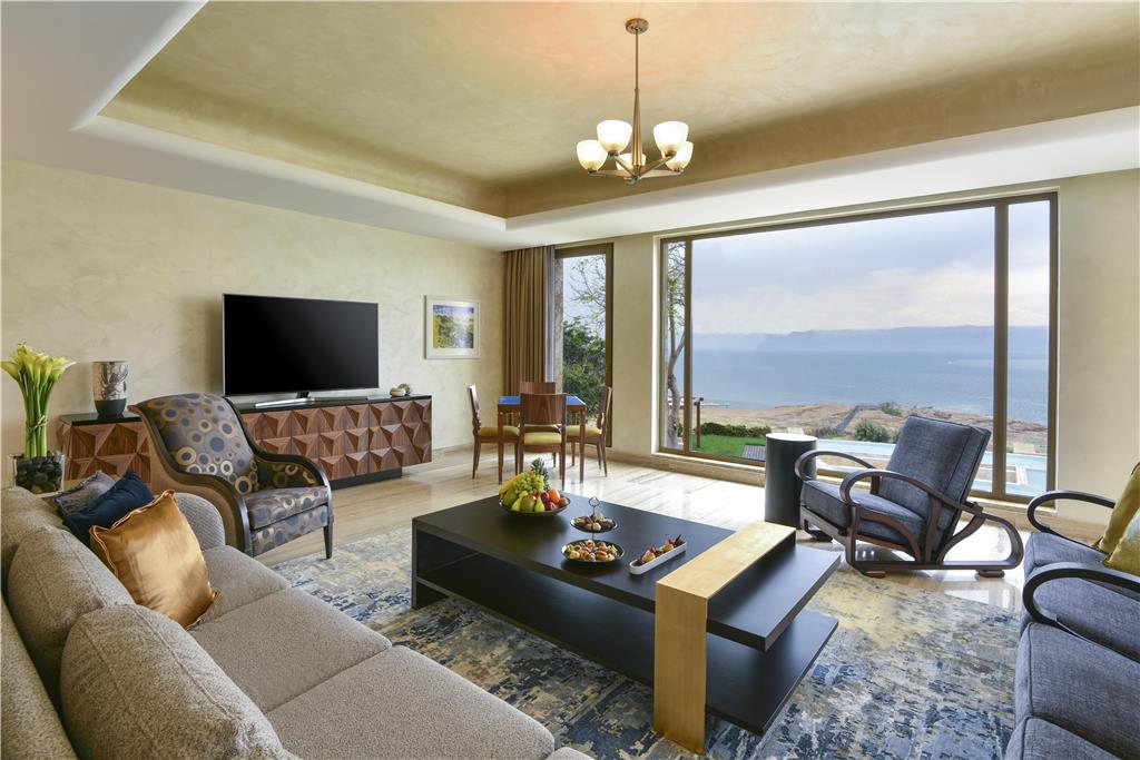 Kempinski Ishtar Dead Sea-guestroom-Guest Room,Living Area,On-Site.jpg