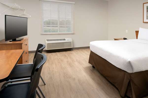 - WoodSpring Suites Madison - I-565, Exit 8